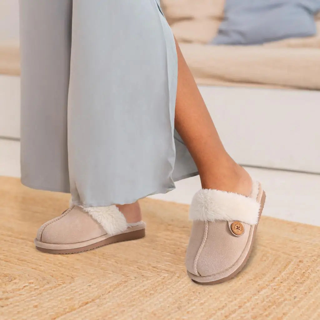 House Slippers with Fur