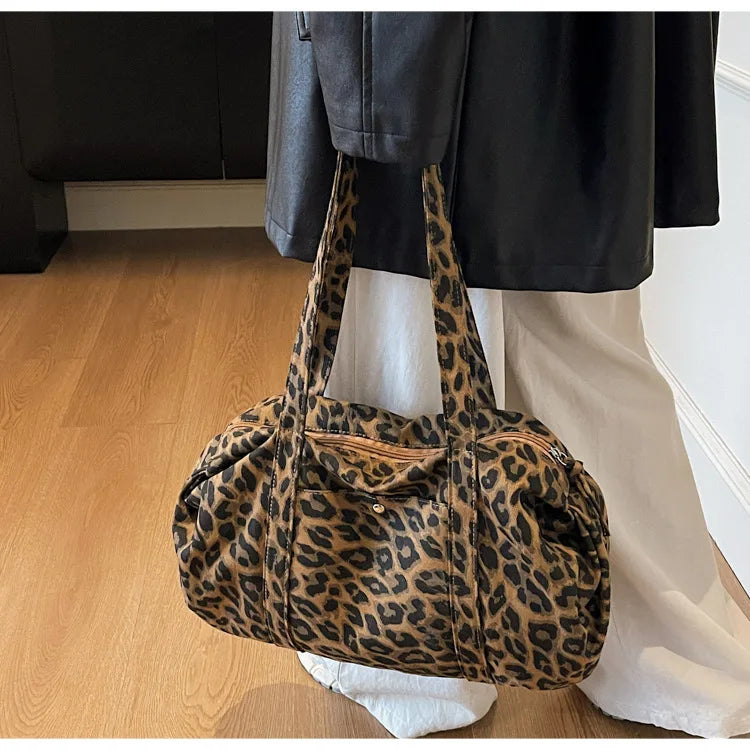 Leopard Canvas Shoulder Bag