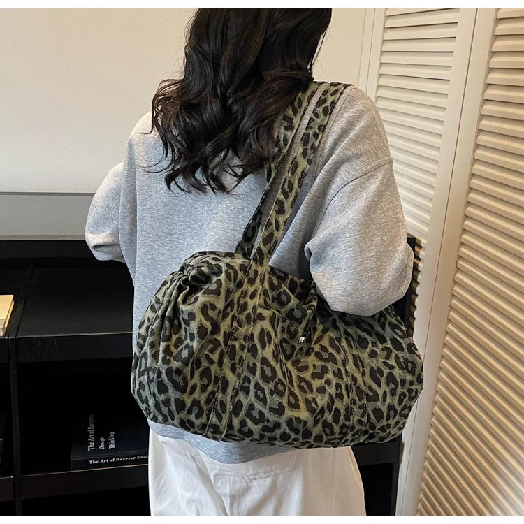 Leopard Canvas Shoulder Bag