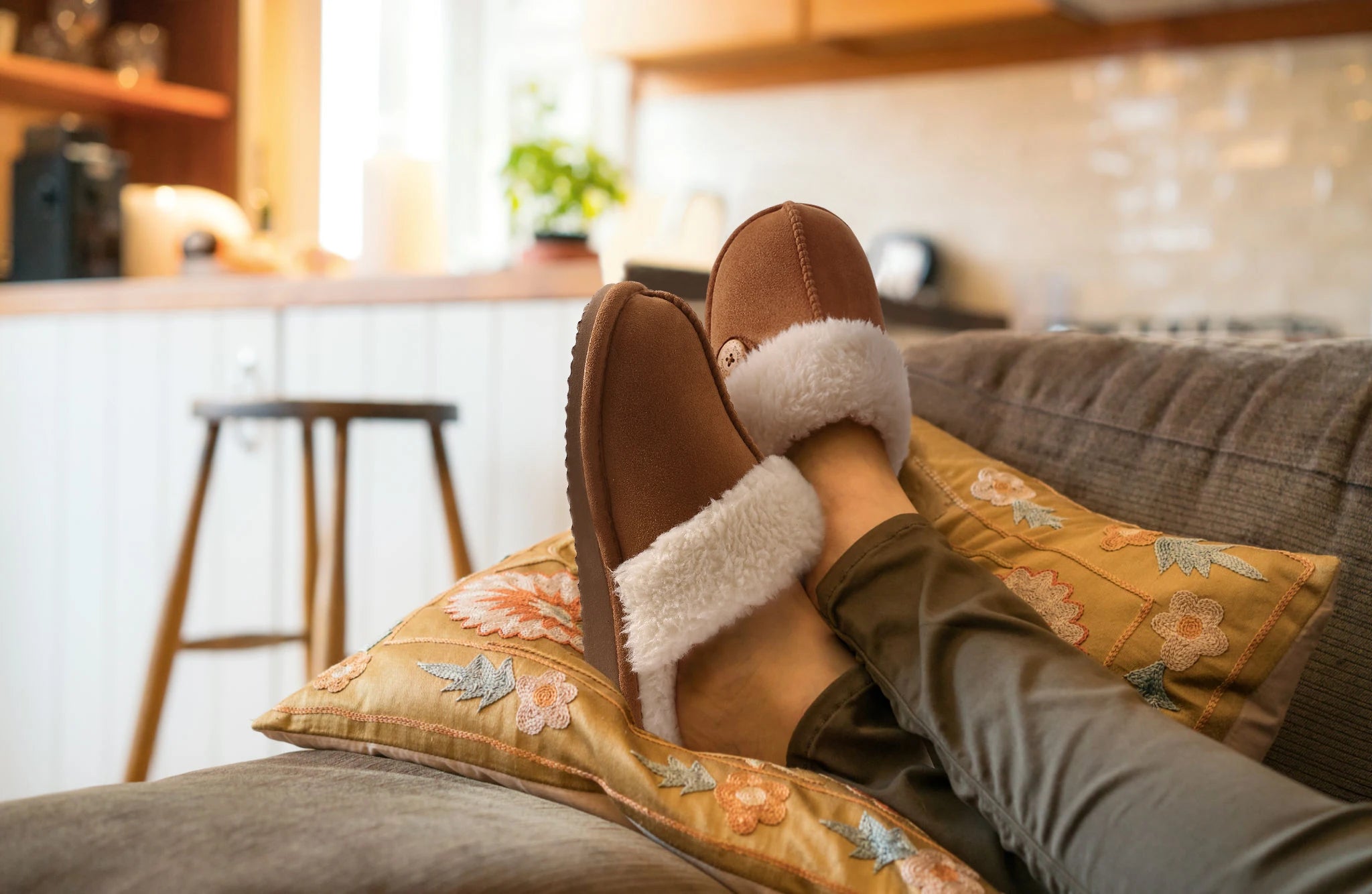 House Slippers with Fur