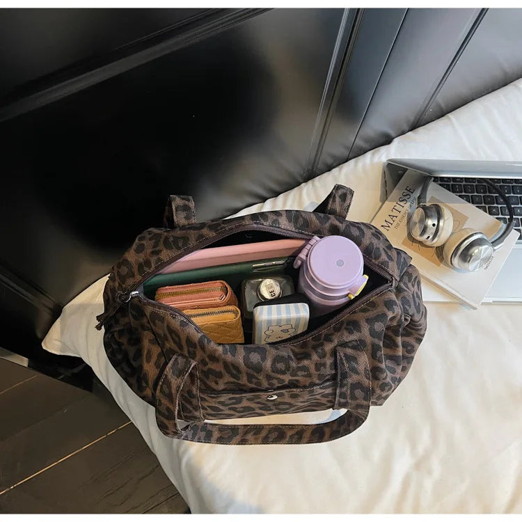 Leopard Canvas Shoulder Bag