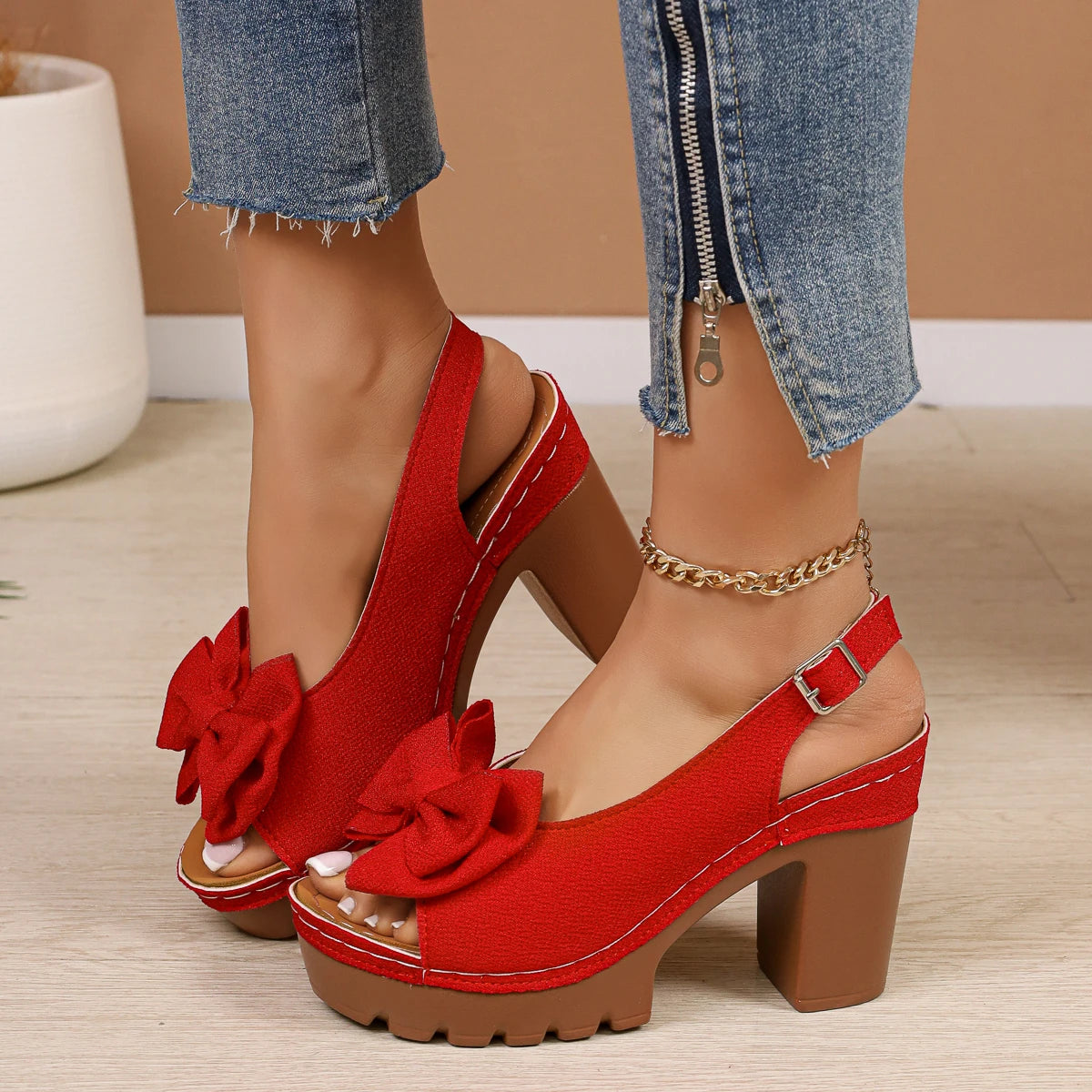 Leather Heels with Bow