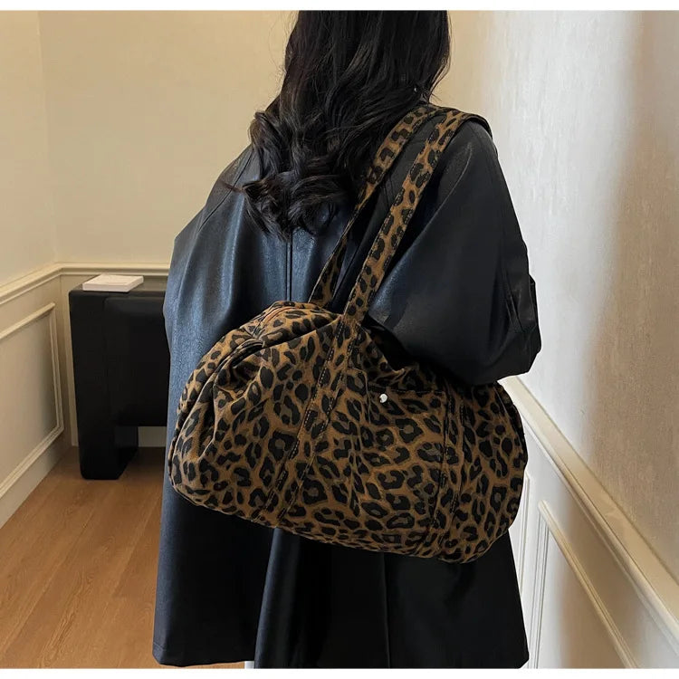 Leopard Canvas Shoulder Bag