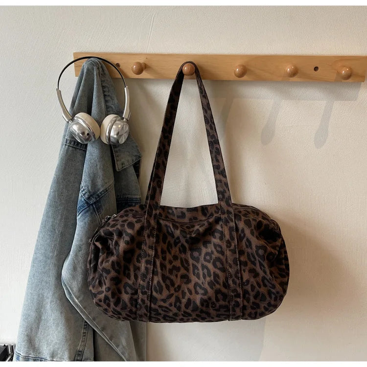 Leopard Canvas Shoulder Bag