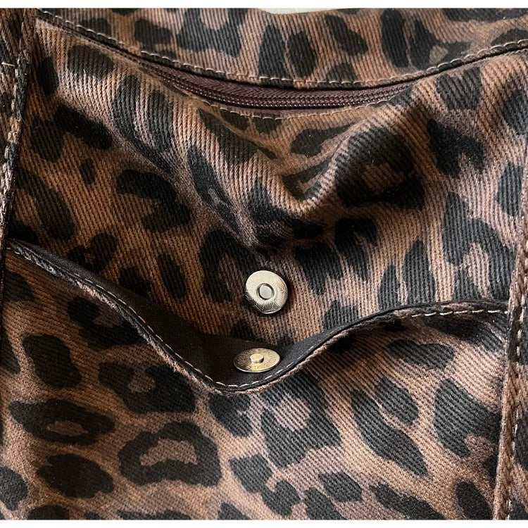 Leopard Canvas Shoulder Bag