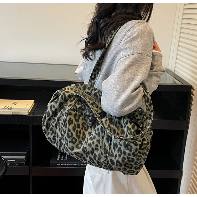 Leopard Canvas Shoulder Bag