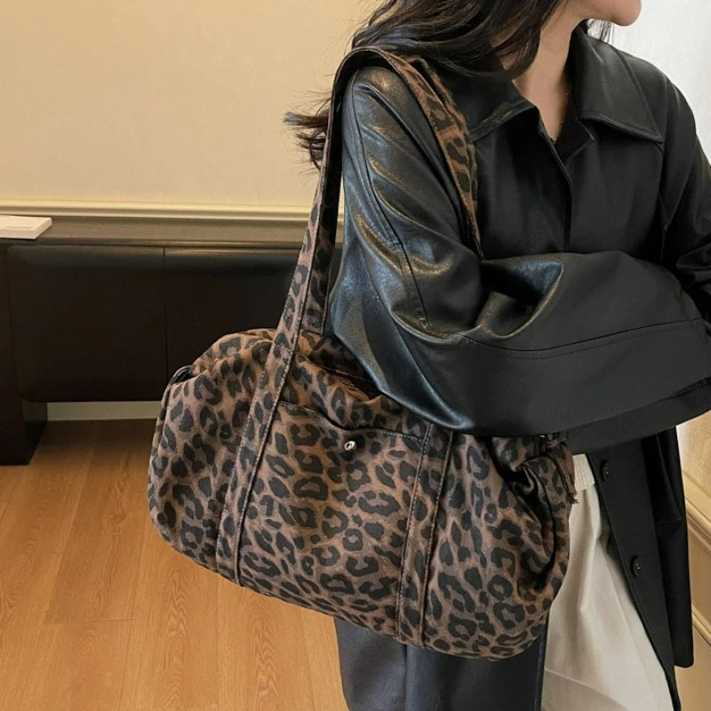 Leopard Canvas Shoulder Bag