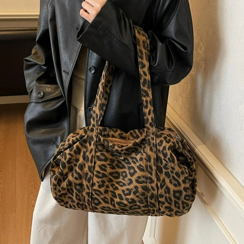 Leopard Canvas Shoulder Bag