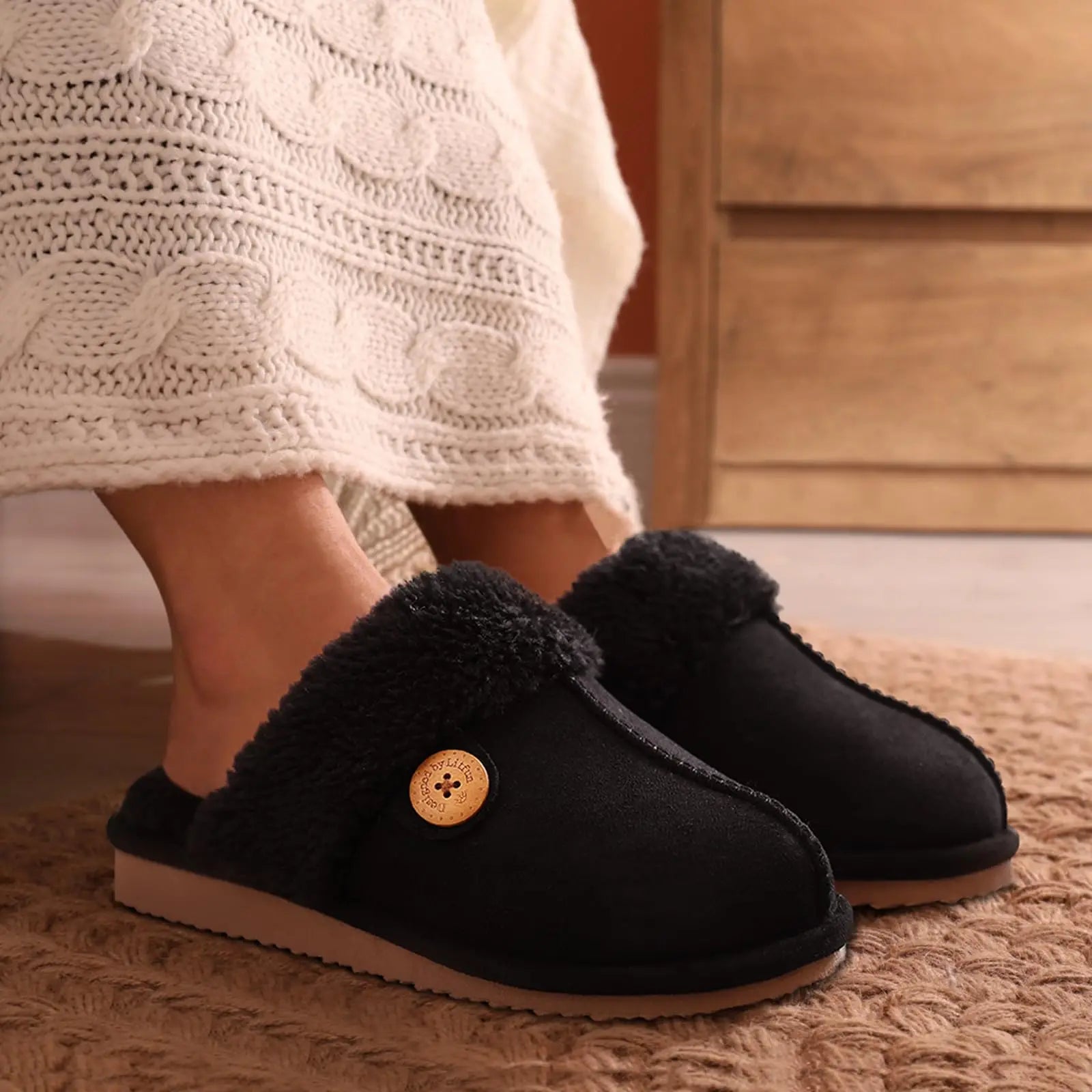 House Slippers with Fur