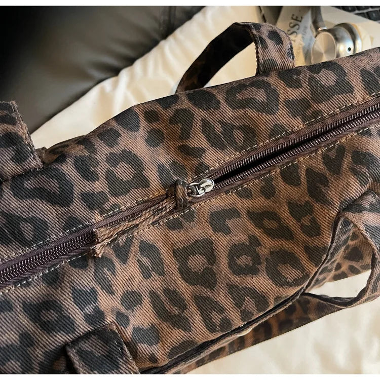 Leopard Canvas Shoulder Bag