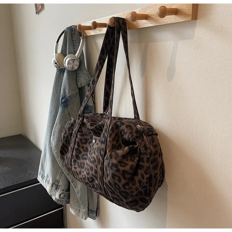 Leopard Canvas Shoulder Bag