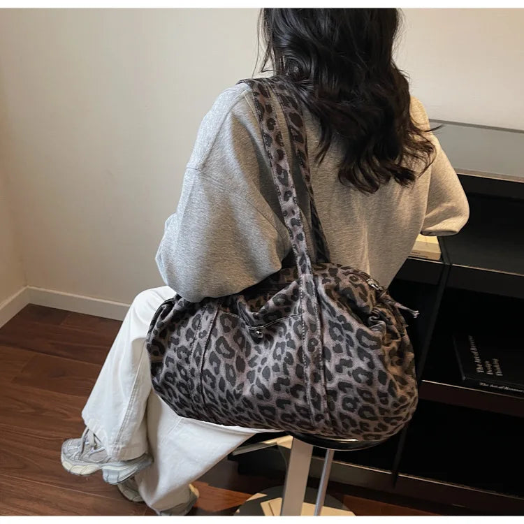 Leopard Canvas Shoulder Bag