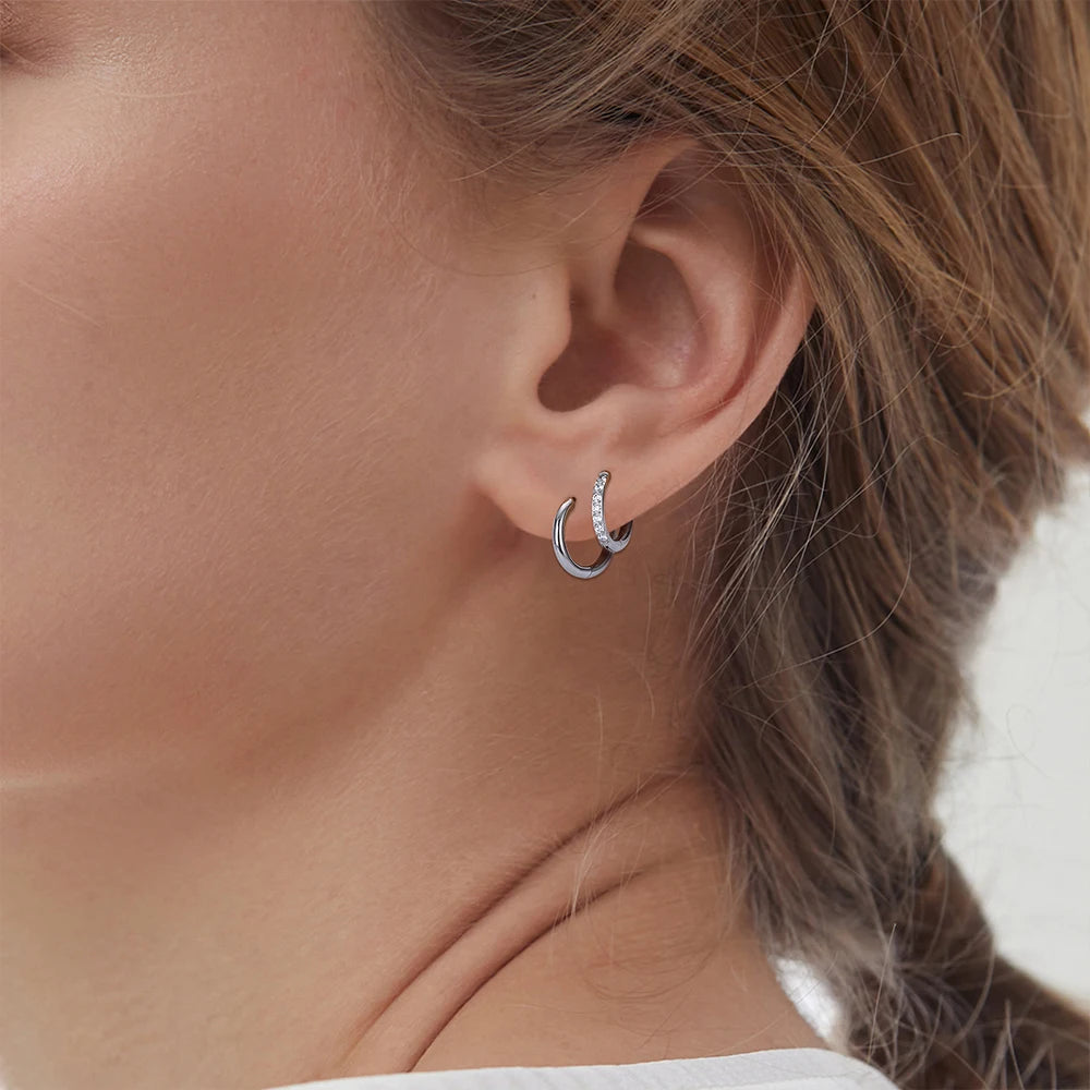 G23 Titanium Stud Earrings (with Cubic Zirconia Inlay)
