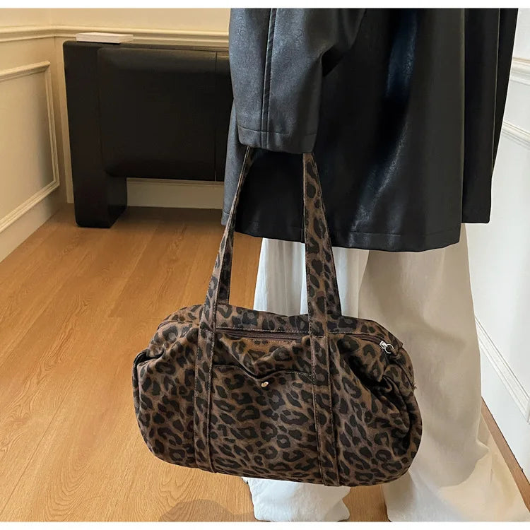 Leopard Canvas Shoulder Bag