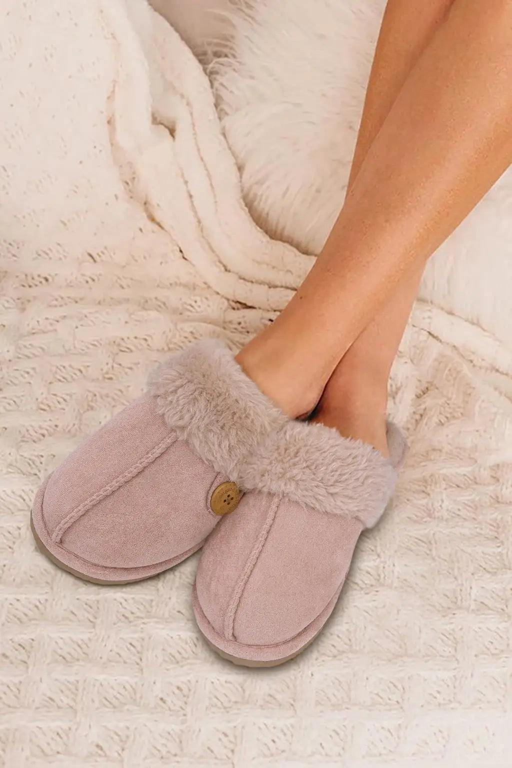 House Slippers with Fur