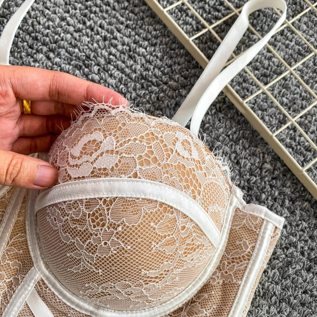Sweet Lace Bustier